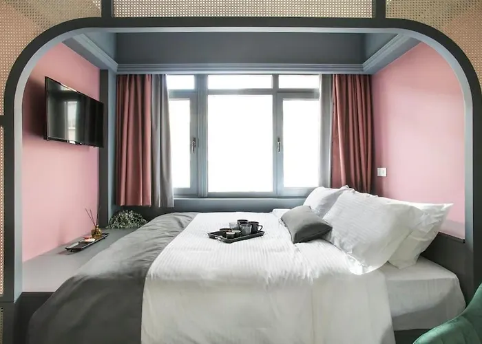 Luxury Rooms I